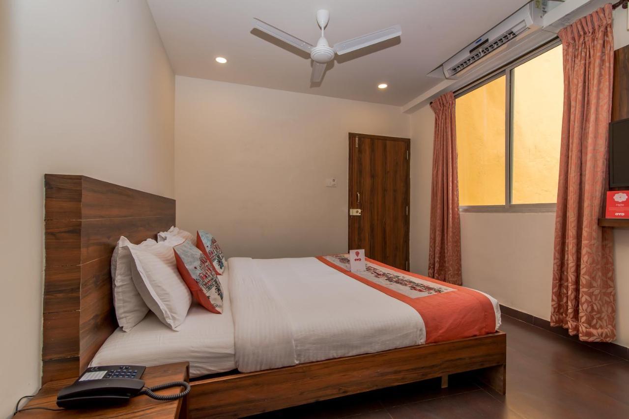 Miramar Hotel And Resort Panaji Buitenkant foto